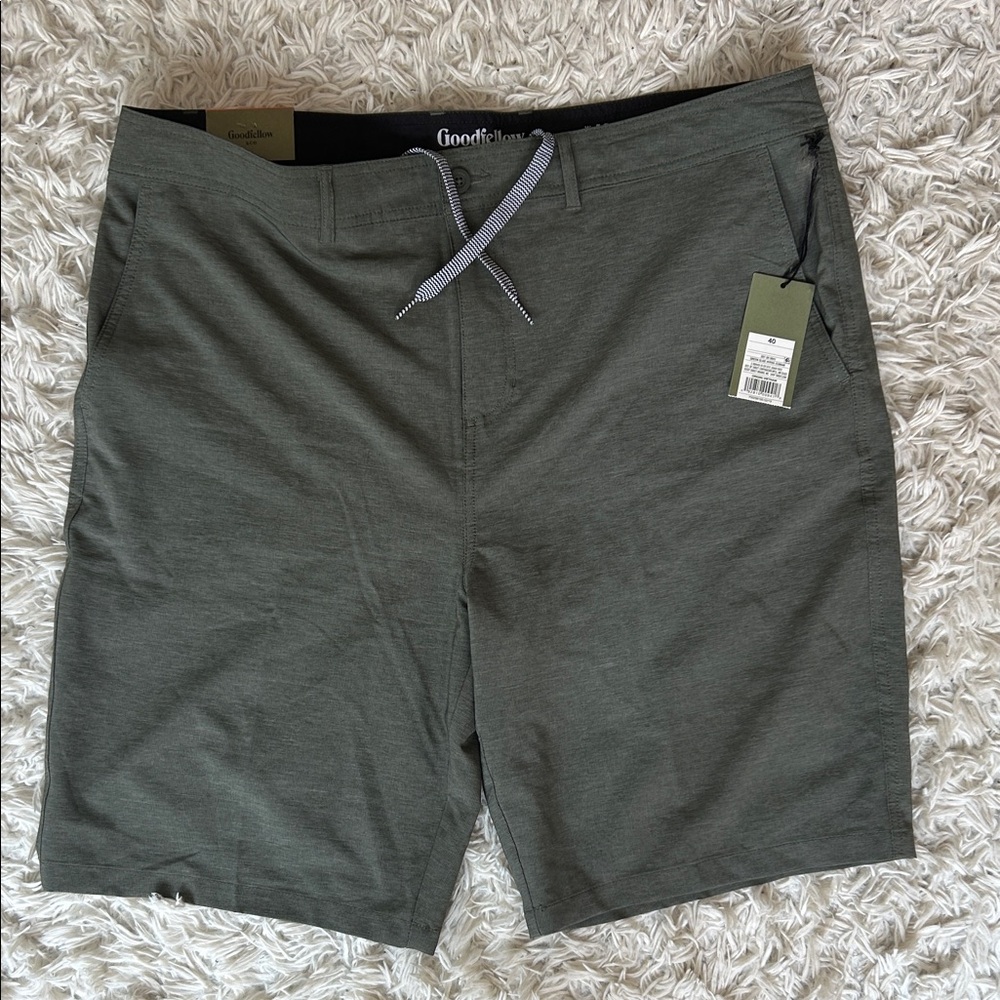 Goodfellow & Co Olive Green Hybrid Swim Shorts Sz 40 NWT